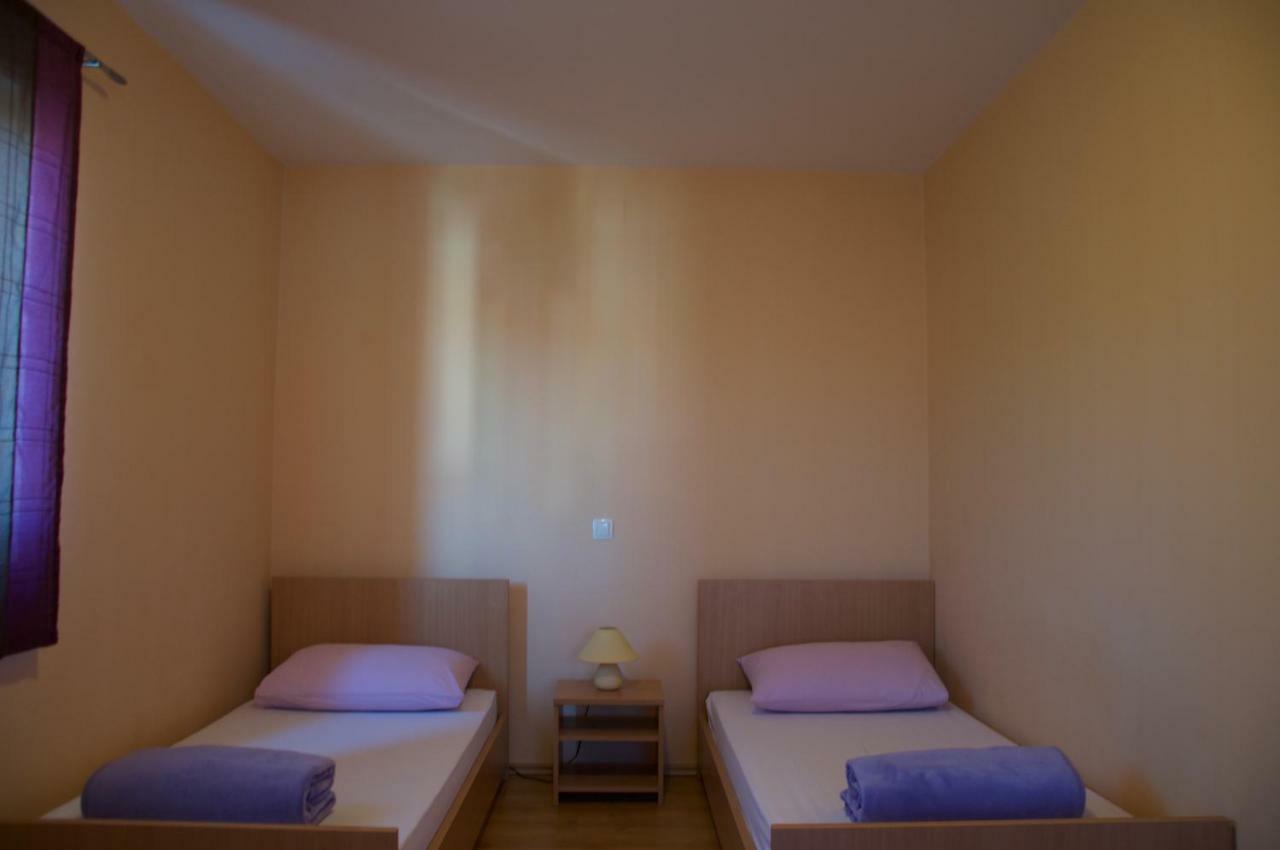 Apartment Viveniti Klenovica Bagian luar foto