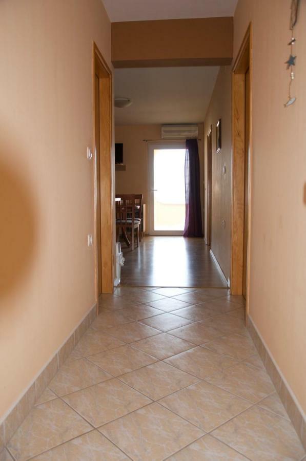 Apartment Viveniti Klenovica Bagian luar foto